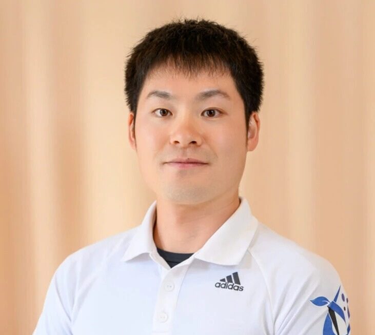 膝痛改善パーソナルトレーニング担当 スタジオネスポ チーフトレーナー 宮本喜明